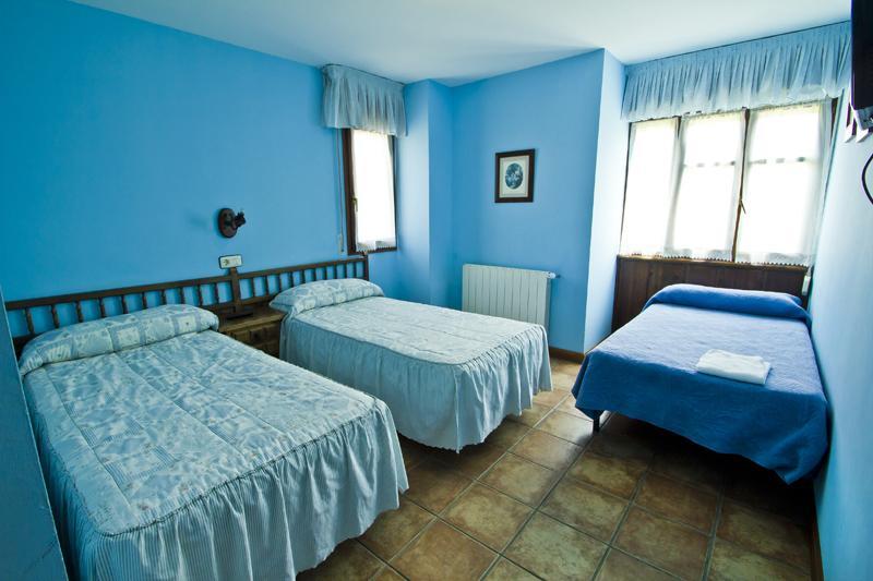 Hospedaje Granada San Vicente De La Barquera Room photo