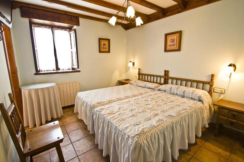 Hospedaje Granada San Vicente De La Barquera Room photo